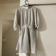 ♡♡ H&M ベージュ フレアワンピース　xs155/80