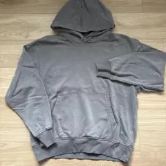 GU グレー フード付きパーカー