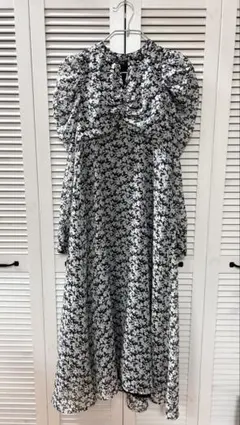 美品【MERCURYDUO】ボリュームスリーブフロントギャザーワンピースSサイズ