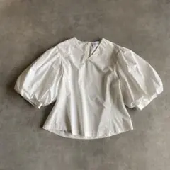 suitage volume sleeve blouse ホワイト 36サイズ - メルカリ