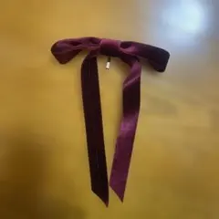 ベロア　ポニーフック　ヘアアクセサリー ワインレッド　定価1580円