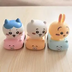 ちいかわフレンズ3 くるまブーイ　ちいかわ　ハチワレ　うさぎ　ソフビフィギュア