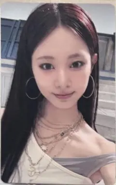 TWICE THIS IS FOR yizhiyu 1.0 中華 ツウィ - メルカリ