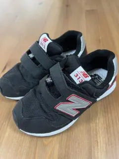 New Balance 313 キッズシューズ ブラック/レッド　19センチ