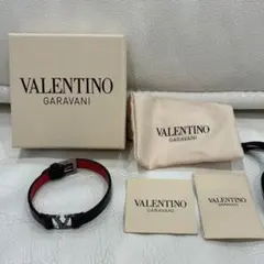 VALENTINO ヴァレンティノ　ロゴ　ブレスレットのサムネイル
