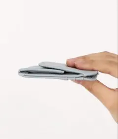 3COINSの極薄ミニウォレット　新品　ブルー　安心の匿名配送