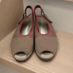 fitfit しなやかウェッジ ニット サンダル オーク 極美品