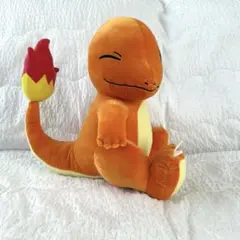ヒトカゲ　ポケモン　ぬいぐるみ