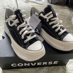 Converse Chuck Taylor 厚底スニーカーのサムネイル