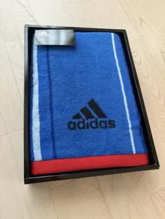 【新品】adidas タオル ギフト箱入り 青×赤