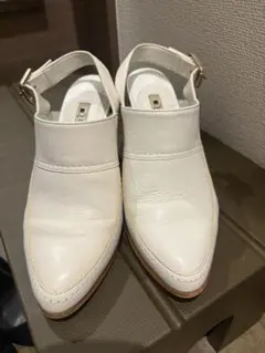 DIANA♦︎レザーストラップサンダル