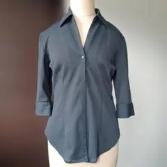 春夏　ブラック黒　長袖シャツ　M