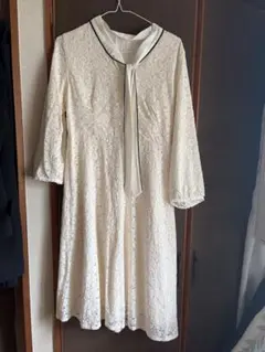 アイボリー レースボウタイワンピース Lサイズ