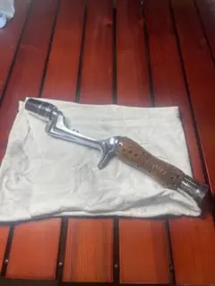 Item thumbnail for item 725c853b-3901-41a1-8d6f-44c15013e94d