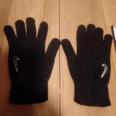 Nike 黒 手袋 L/XLサイズ 滑り止め付きのサムネイル