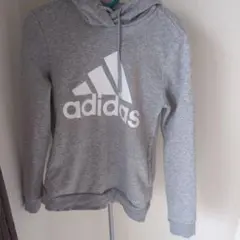 adidas グレー フード付きパーカー J/L