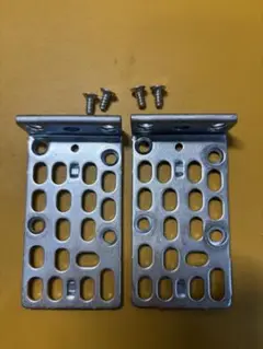 Cisco Catalyst 2960 用ラックマウント金具