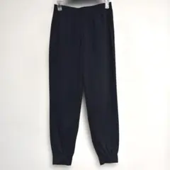 N268 ユニクロ　ウルトラストレッチアクティブジョガーパンツ　黒/M