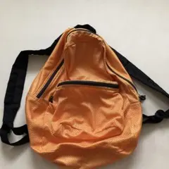 オレンジ メッシュ リュック