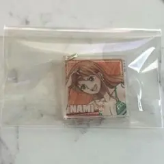 ワンピース　麦わらストア出張店限定　ナミ　アクリルチャーム