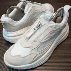 UGG アグ W CA1 ZIP 22.5センチ