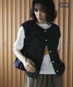 Green Parks ツイード風金釦ニットベスト