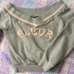 CECIL McBEE オフショルダートレーナートップス(Mサイズ)