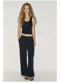 ZARA ダーツパンツ　ブラック