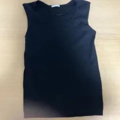 GU ノースリーブ　タンクトップ　黒