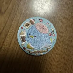 サンリオ　刺繍缶バッチ　タキシードサム