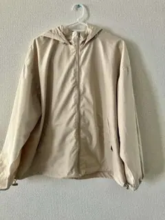 春服 アウター ベージュのサムネイル