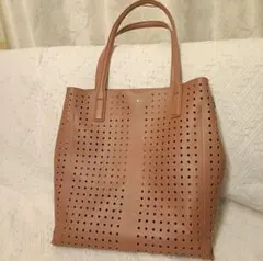 HUNDRED タテ型パンチングデザイントート トートバッグ　ピンク　レザー