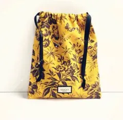 グッチ ブルーム　香水限定　ノベルティ　巾着ポーチのサムネイル