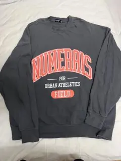 NUMERALS グレー スウェットのサムネイル