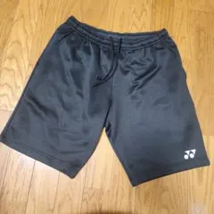 YONEX 黒 ハーフパンツ Mサイズ