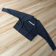 プルオーバー スウェット