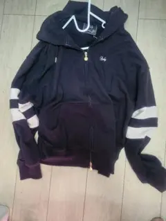 Rady 黒 パーカー ジッパー付き