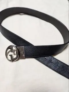 GUCCI ブラックレザーベルトGGロゴ　GGバックル ヴィンテージ