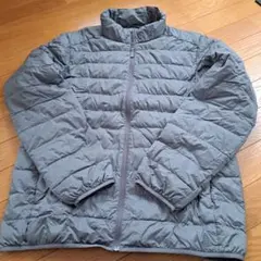 UNIQLO メンズダウンジャケット Lサイズ　グレー　着用歴有り