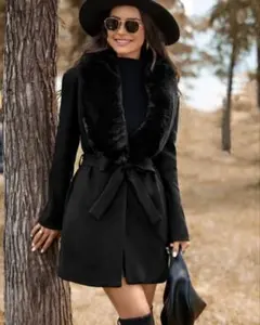 SHEIN シーイン　ファージャケット　未使用　 ファー付　ガウンコート　黒