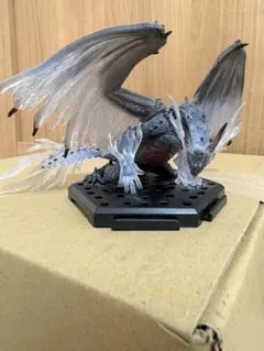 ゼノジーヴァ　臨界状態　モンスターハンター　フィギュア