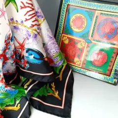 アトリエヴェルサーチェ　シルク超大判スカーフ　貴重　美品　難あり アトリエ ヴェルサーチ ATELIER VERSACE スカーフ ストール 大判