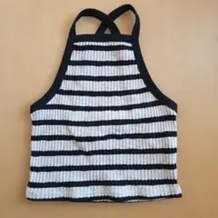 フォーエバー21　ホルターネックタンクトップ