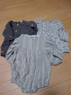 韓国ベビー服 ロンパース３枚セット 70cm×２枚、80cm１枚