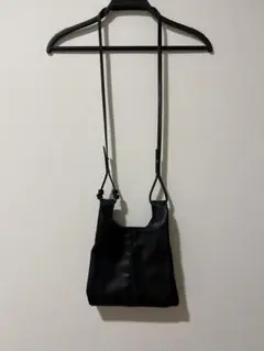 ショルダーバッグ レザー