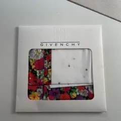 新品未使用 GIVENCHY ジバンシー ハンカチ