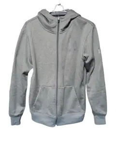 アンダーアーマー　ジップアップパーカー　Mサイズ