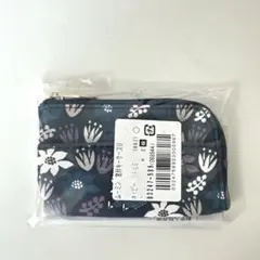 【新品未使用】ムーミン　リトルミイ　窓付き　キーケース　キーチェーン