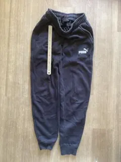 プーマパンツ