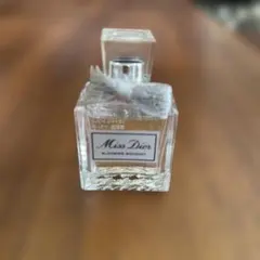 Miss Dior Blooming Bouquet ミニボトルのサムネイル